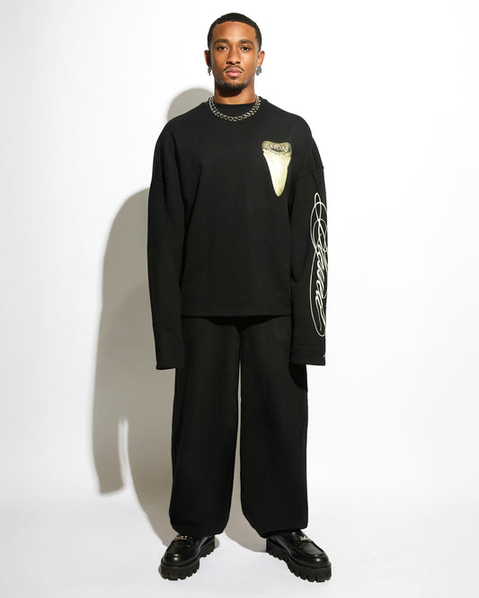 SHARK TOOTH CREWNECK