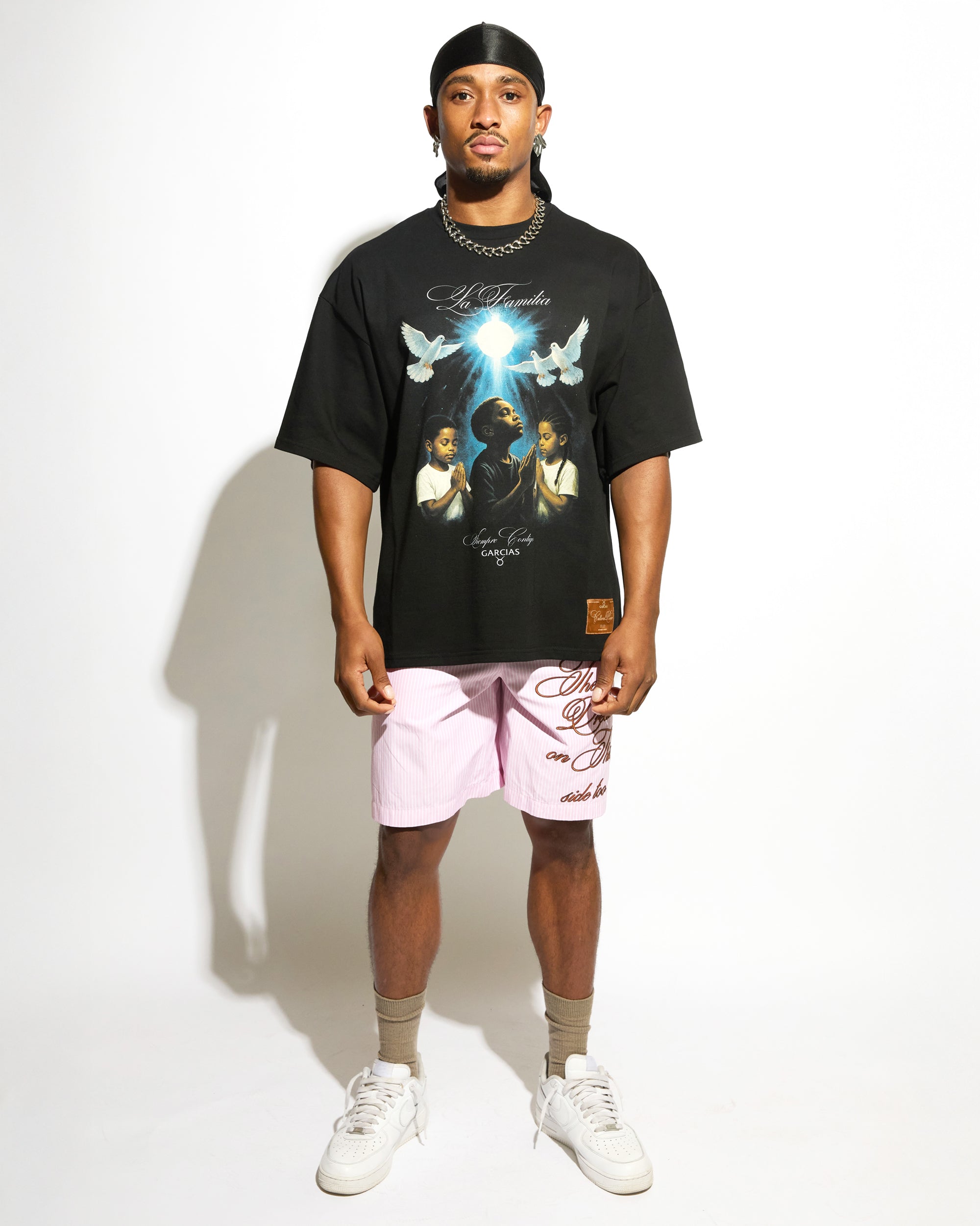La Familia T-Shirt | GARCIAS product photo 1 of 3