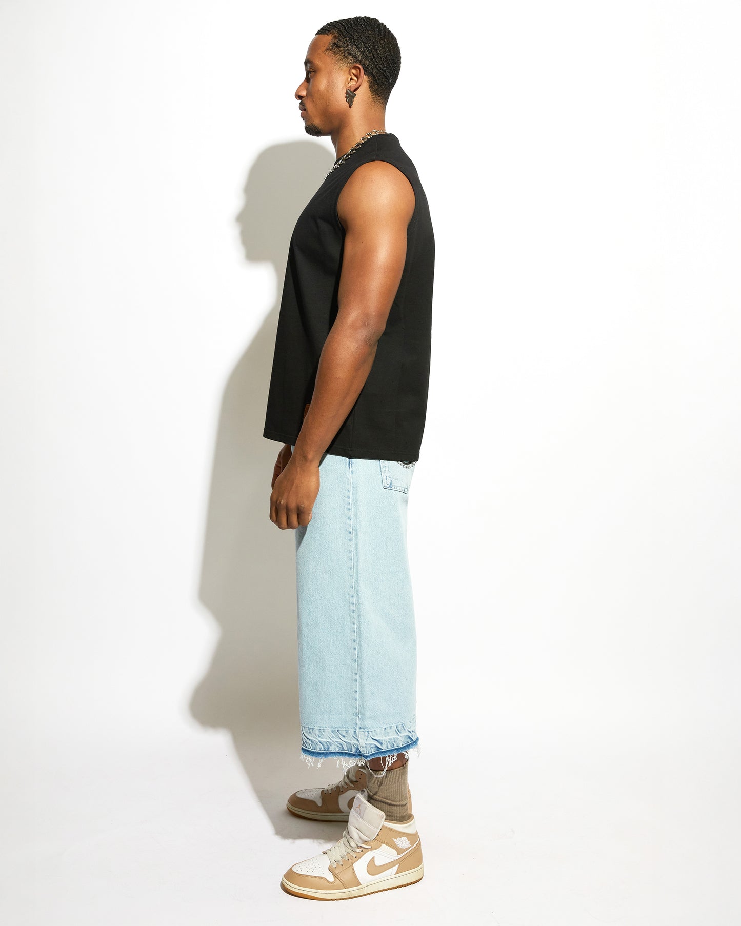 SHARK TOOTH TANK TOP