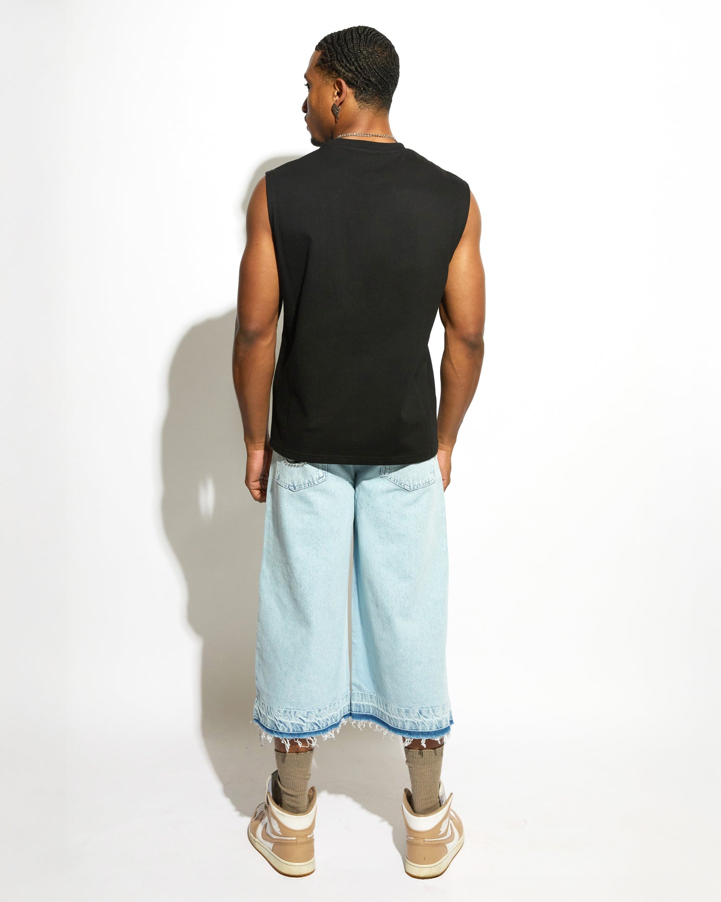 SHARK TOOTH TANK TOP