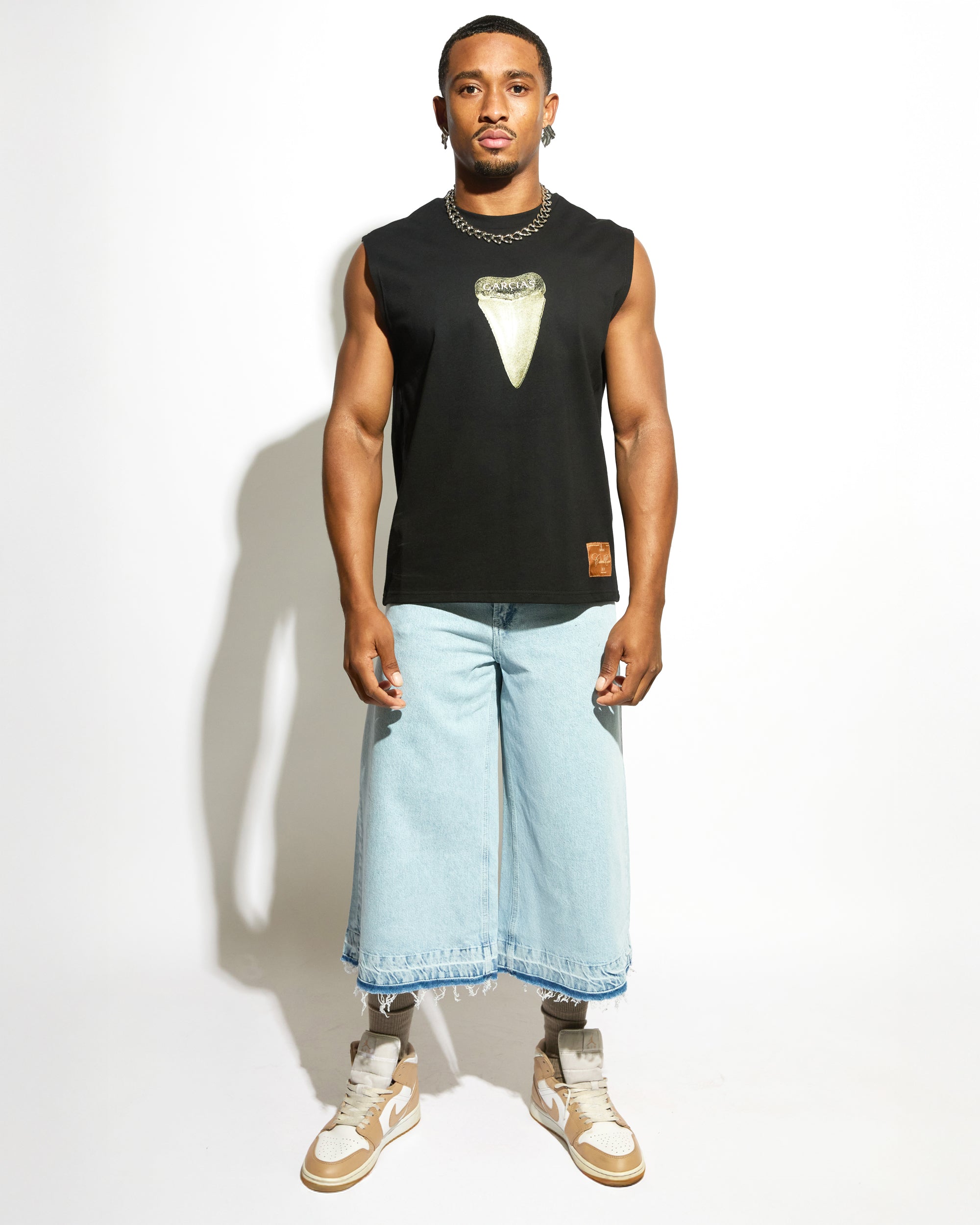 Shark Tooth Tank Top | GARCIAS product photo 1 of 3