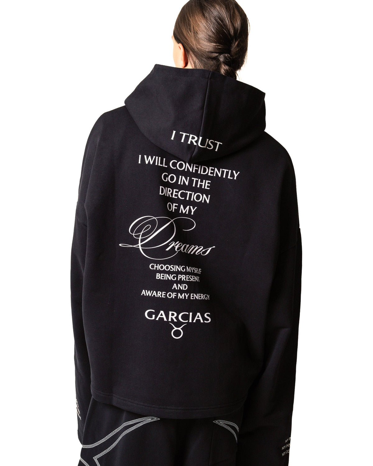 GARCIAS Dreams Jumper black – Back manifesto detail