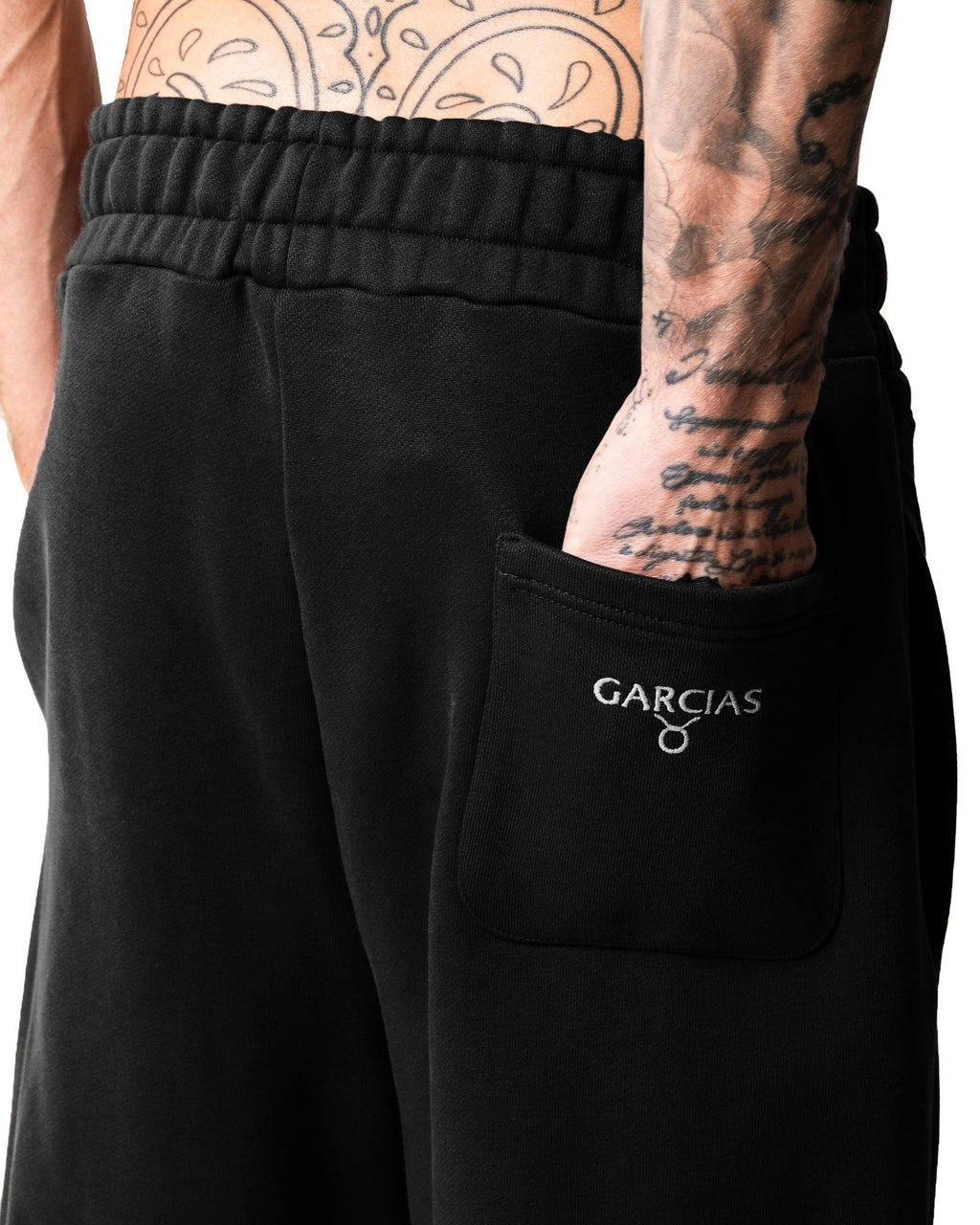 GARCIAS Kasey Pants Black – GARCIAS back-pocket detail